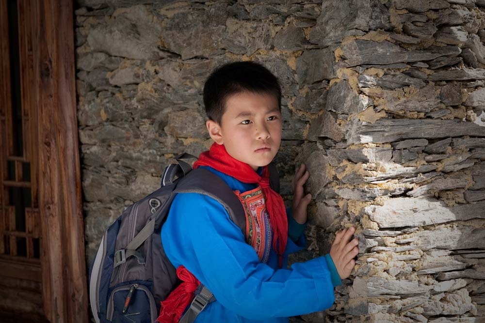 云朵上的羊角花剧照的剧照