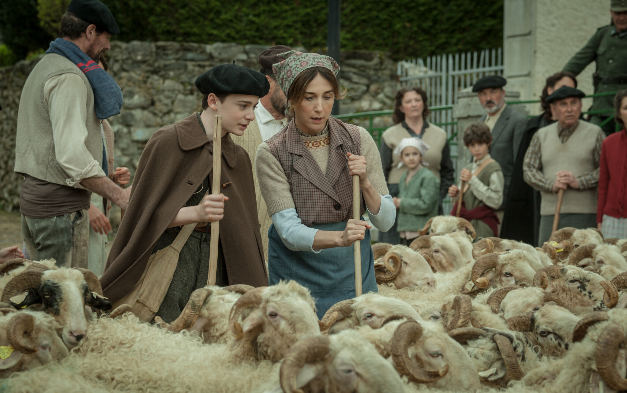 等待安雅剧照的剧照