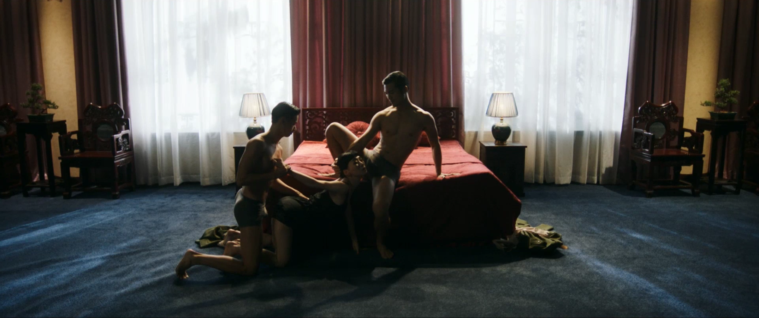 灼人秘密剧照的剧照