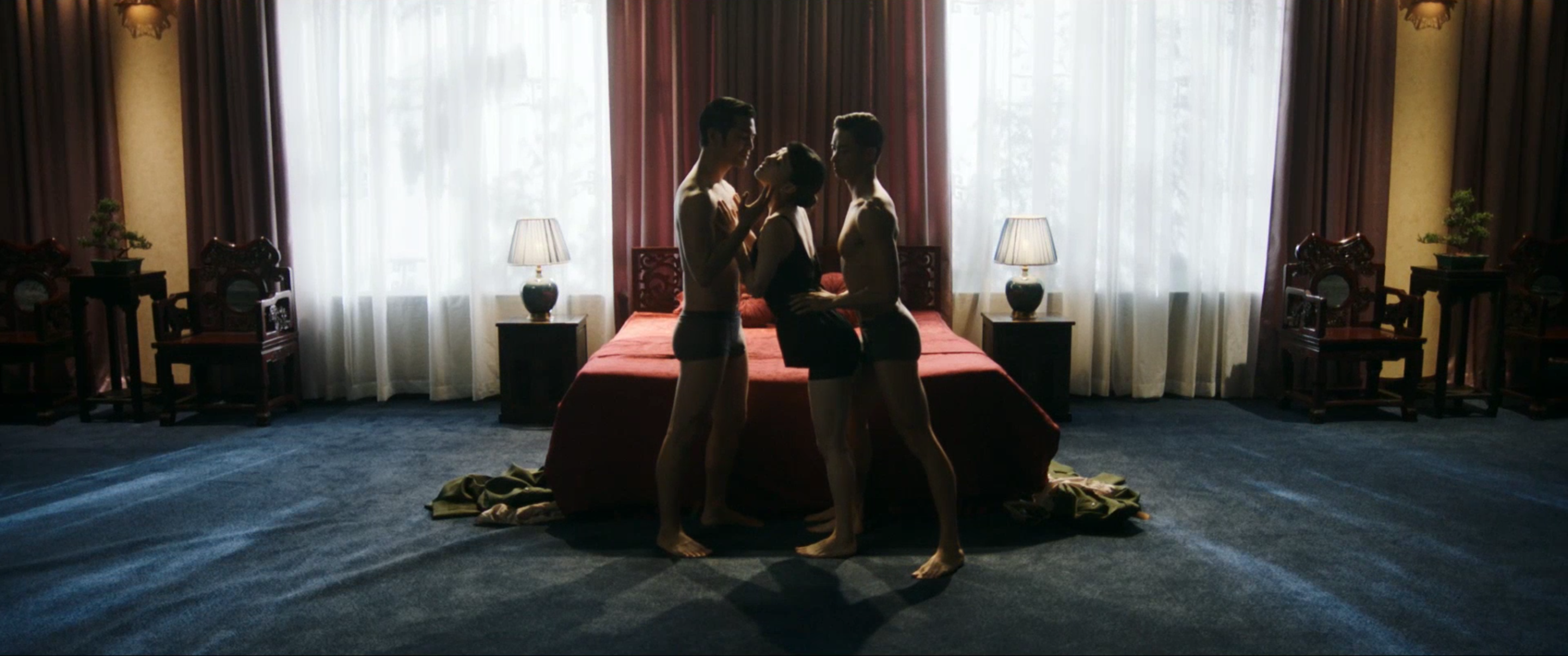 灼人秘密剧照的剧照