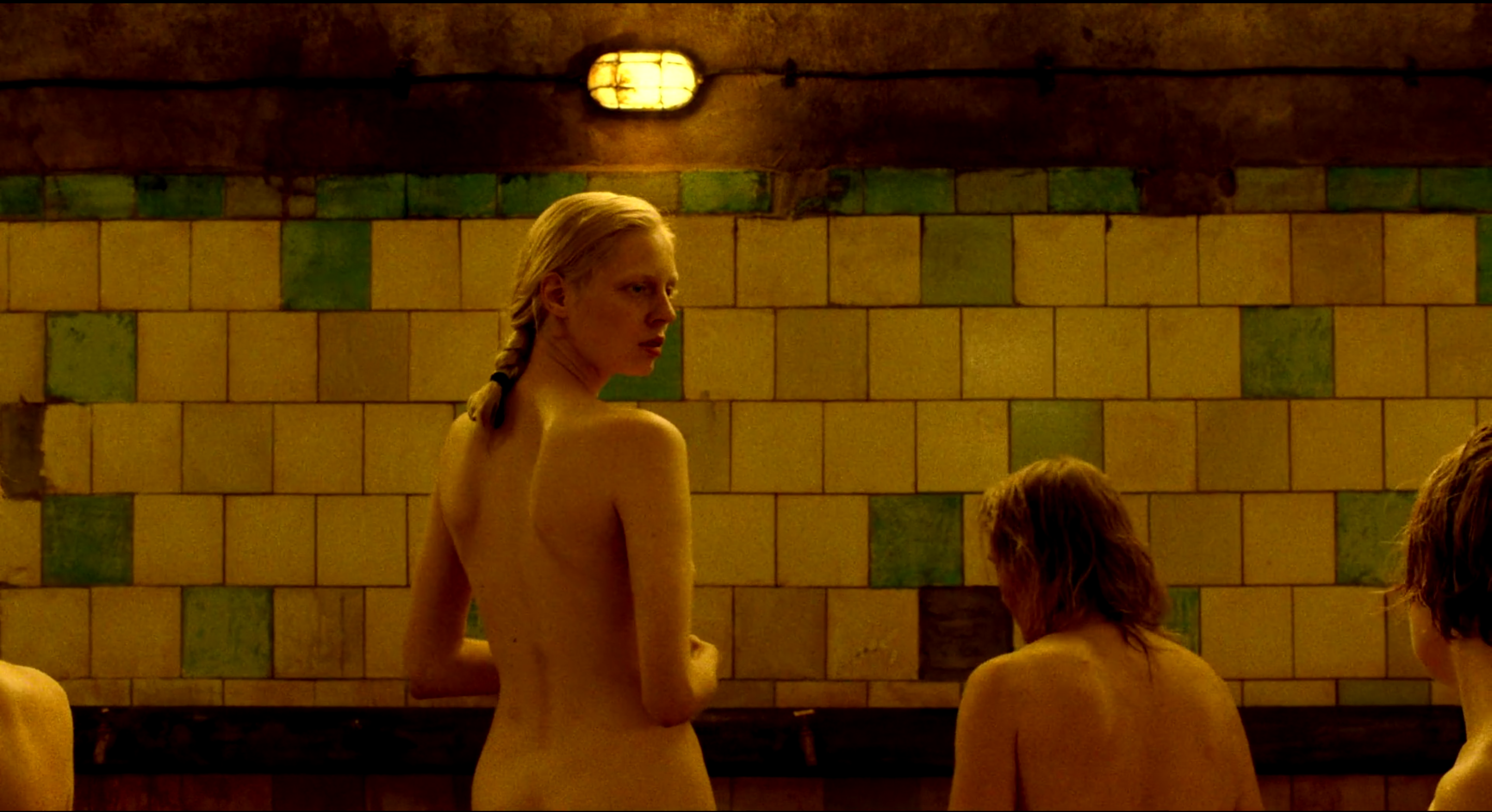 高个儿剧照的剧照