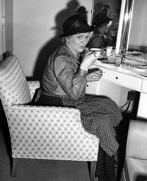 寂寞芳心剧照的剧照