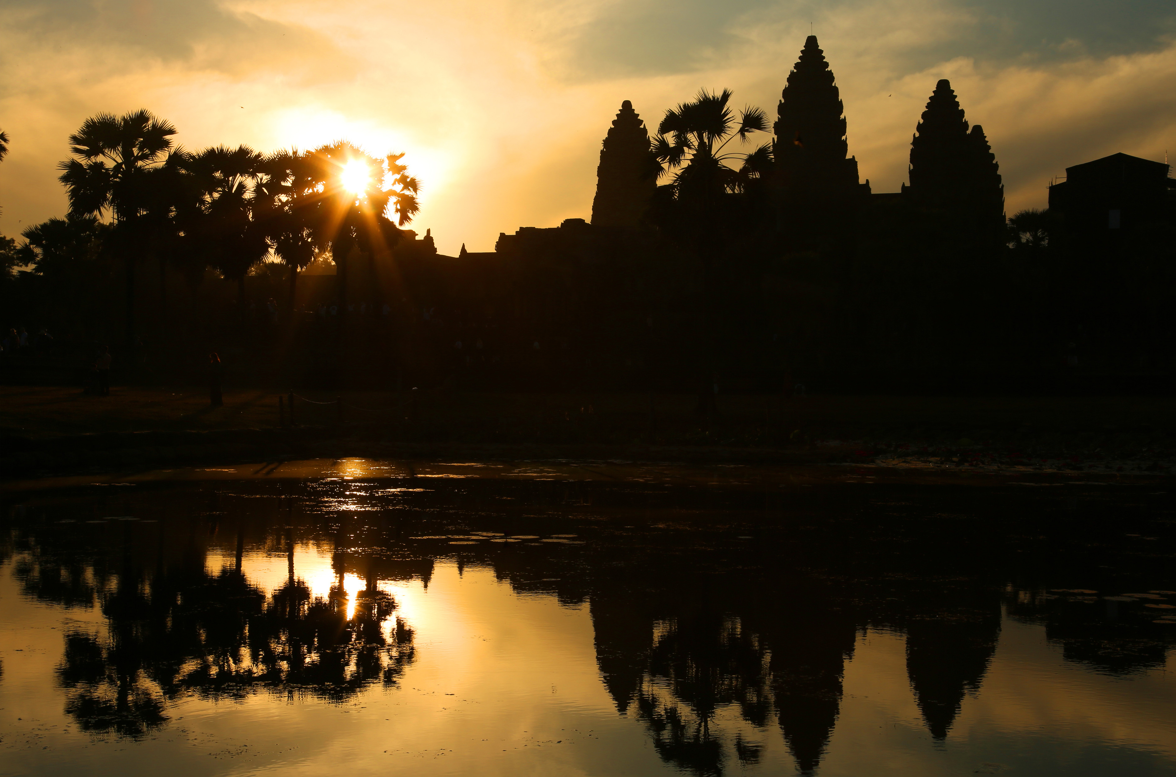 柬爱剧照的剧照