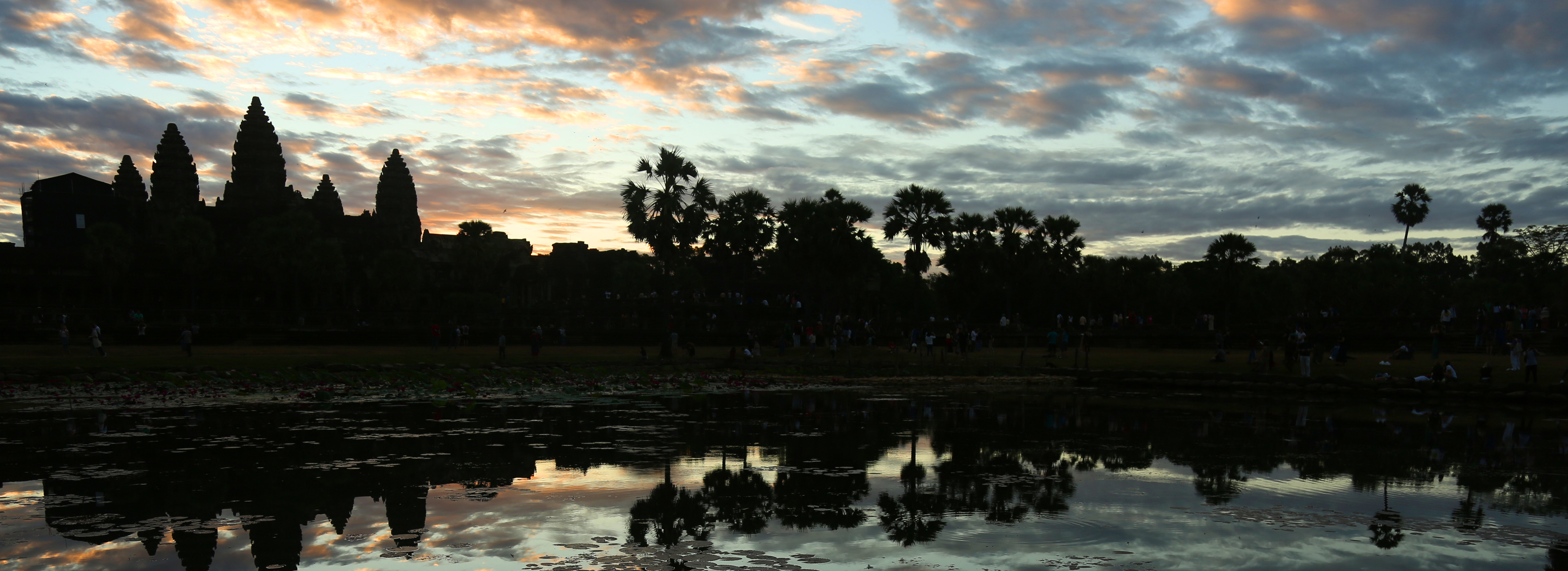 柬爱剧照的剧照