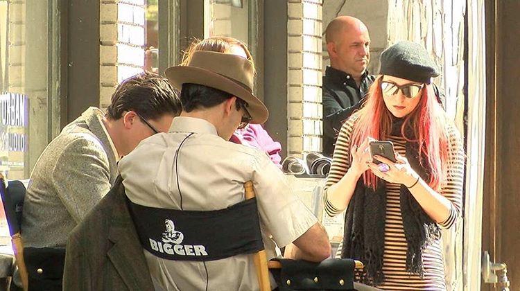 更大剧照的剧照