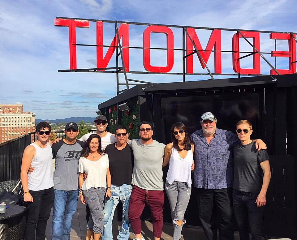 更大剧照的剧照