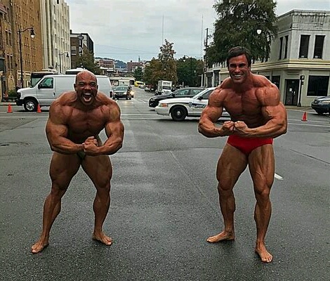 更大剧照的剧照