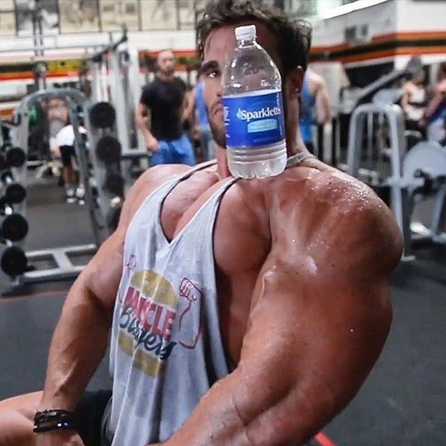 更大剧照的剧照