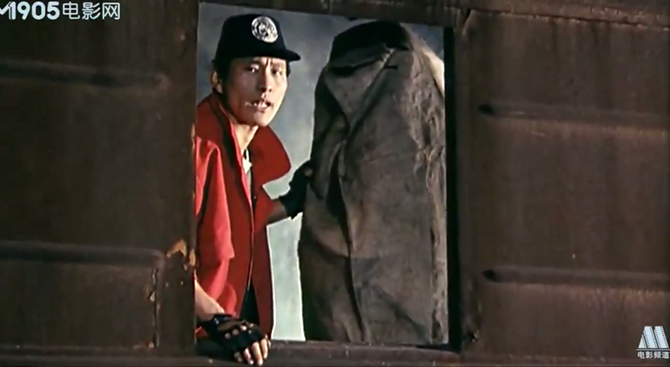 警探红白黑剧照的剧照