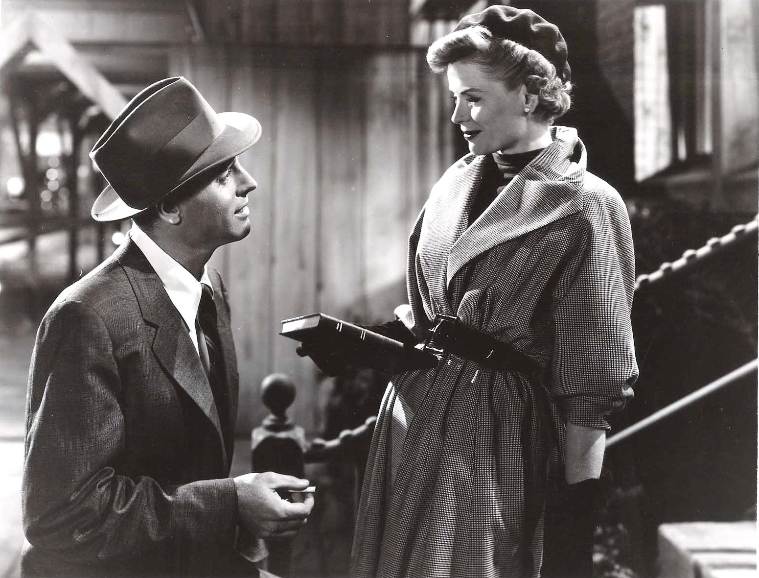 八百八十号剧照的剧照