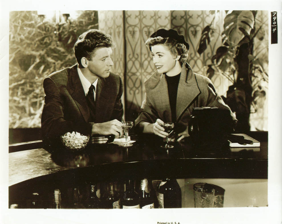 八百八十号剧照的剧照