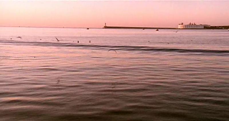 西服剧照的剧照