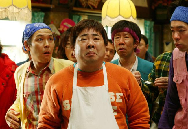 变身西装剧照的剧照