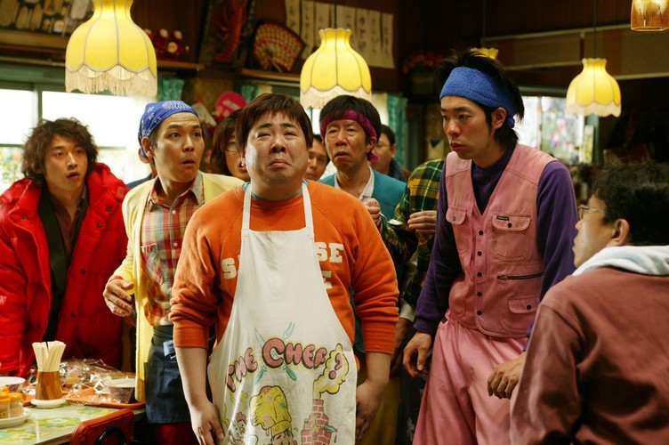 变身西装剧照的剧照