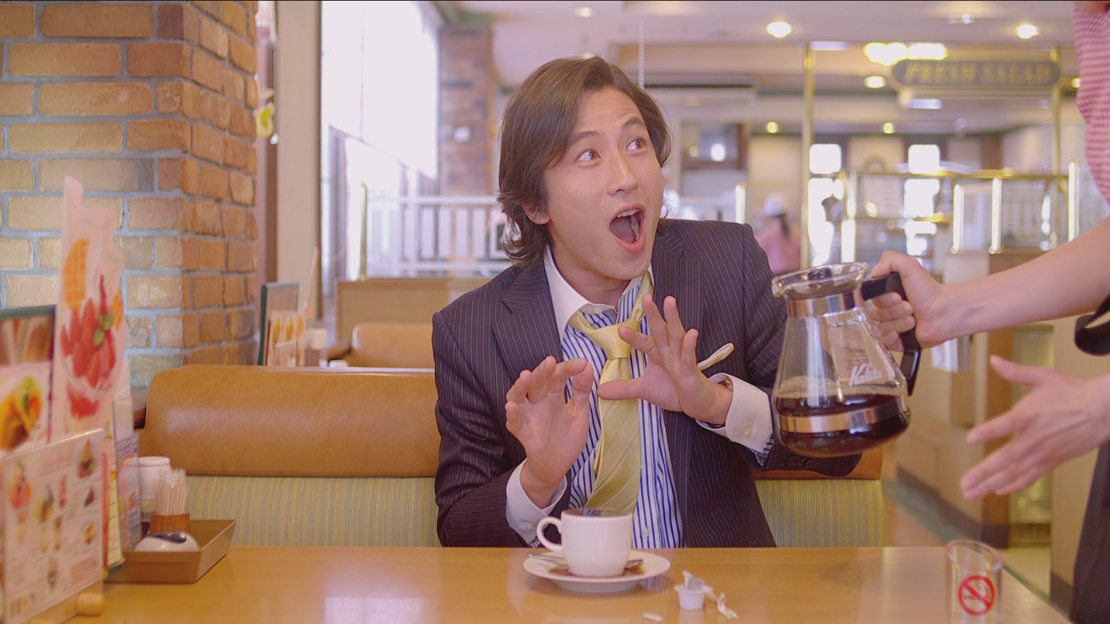 变身西装剧照的剧照