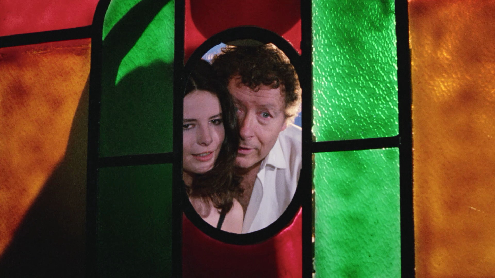 狱中艾曼纽剧照的剧照