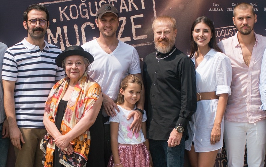 7号房的礼物(土耳其版)剧照的剧照