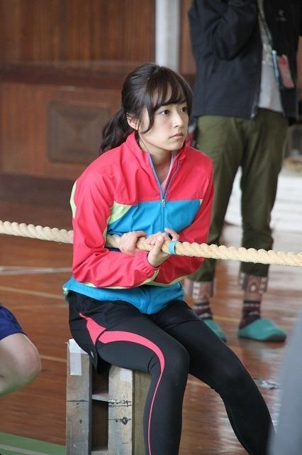 八个拔河女剧照的剧照