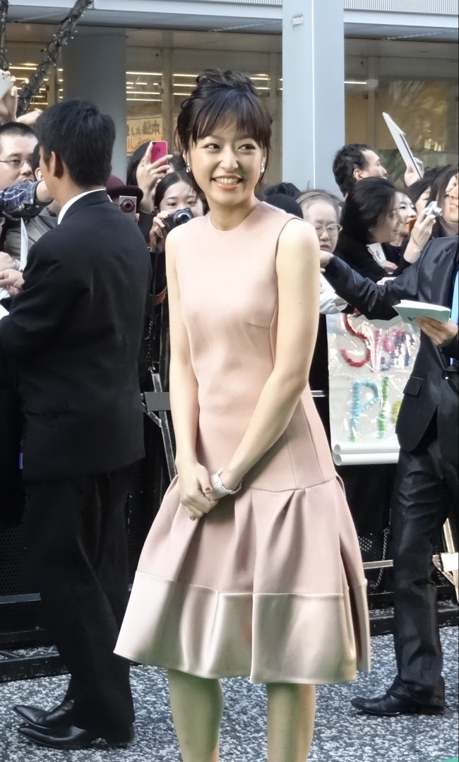 八个拔河女剧照的剧照