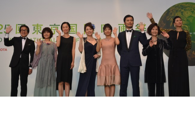 八个拔河女剧照的剧照