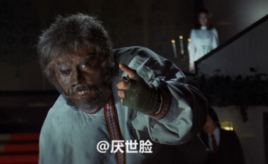 多羅尾伴内 鬼面村の惨劇剧照的剧照