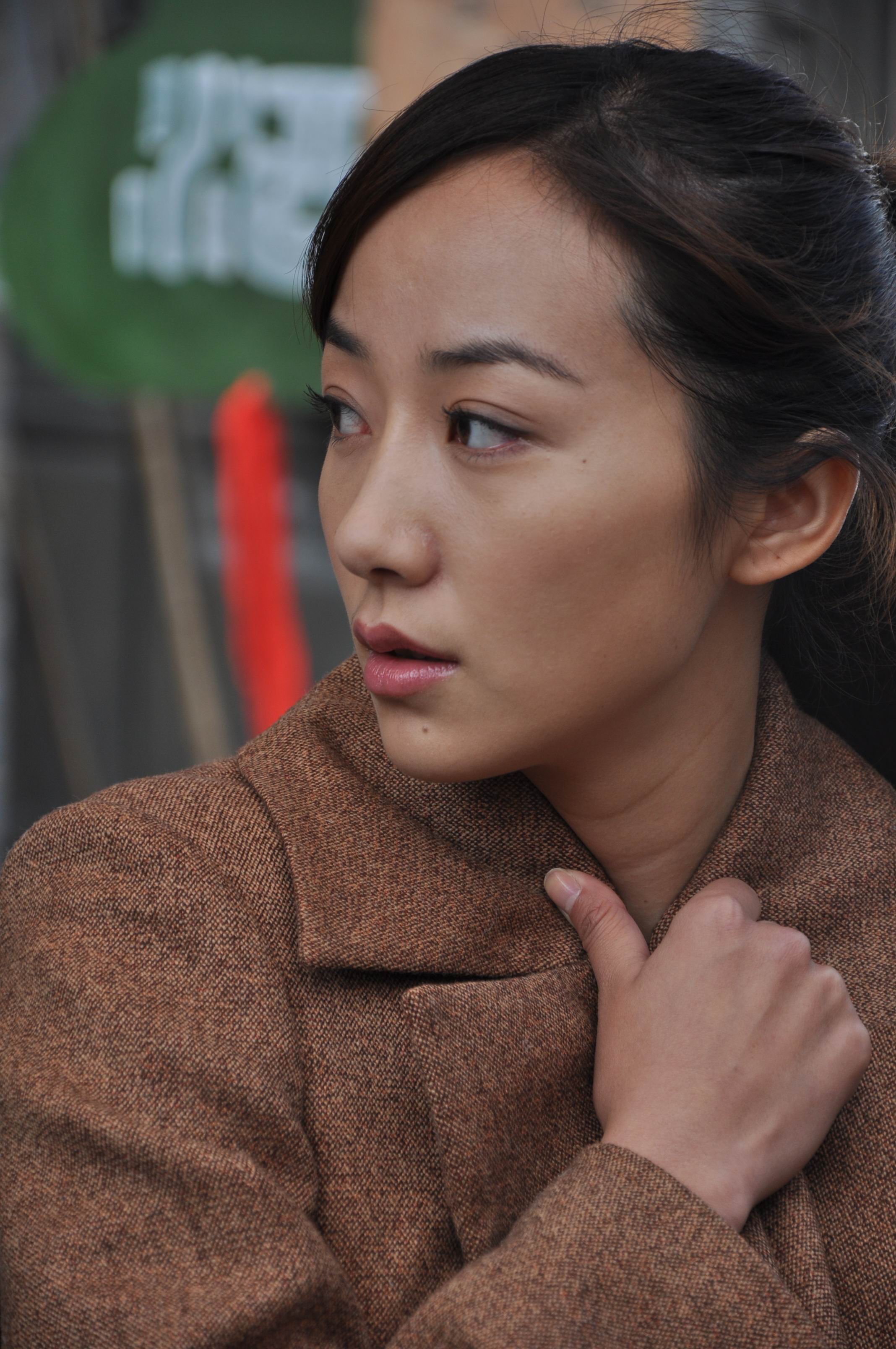 囧探佳人剧照的剧照