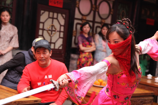 囧探佳人剧照的剧照