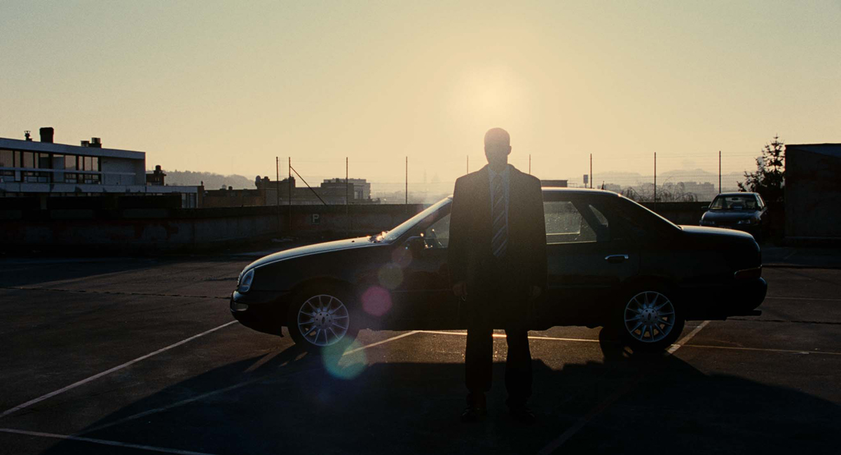 白色方块剧照的剧照