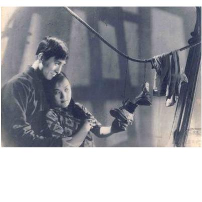 马路天使剧照的剧照