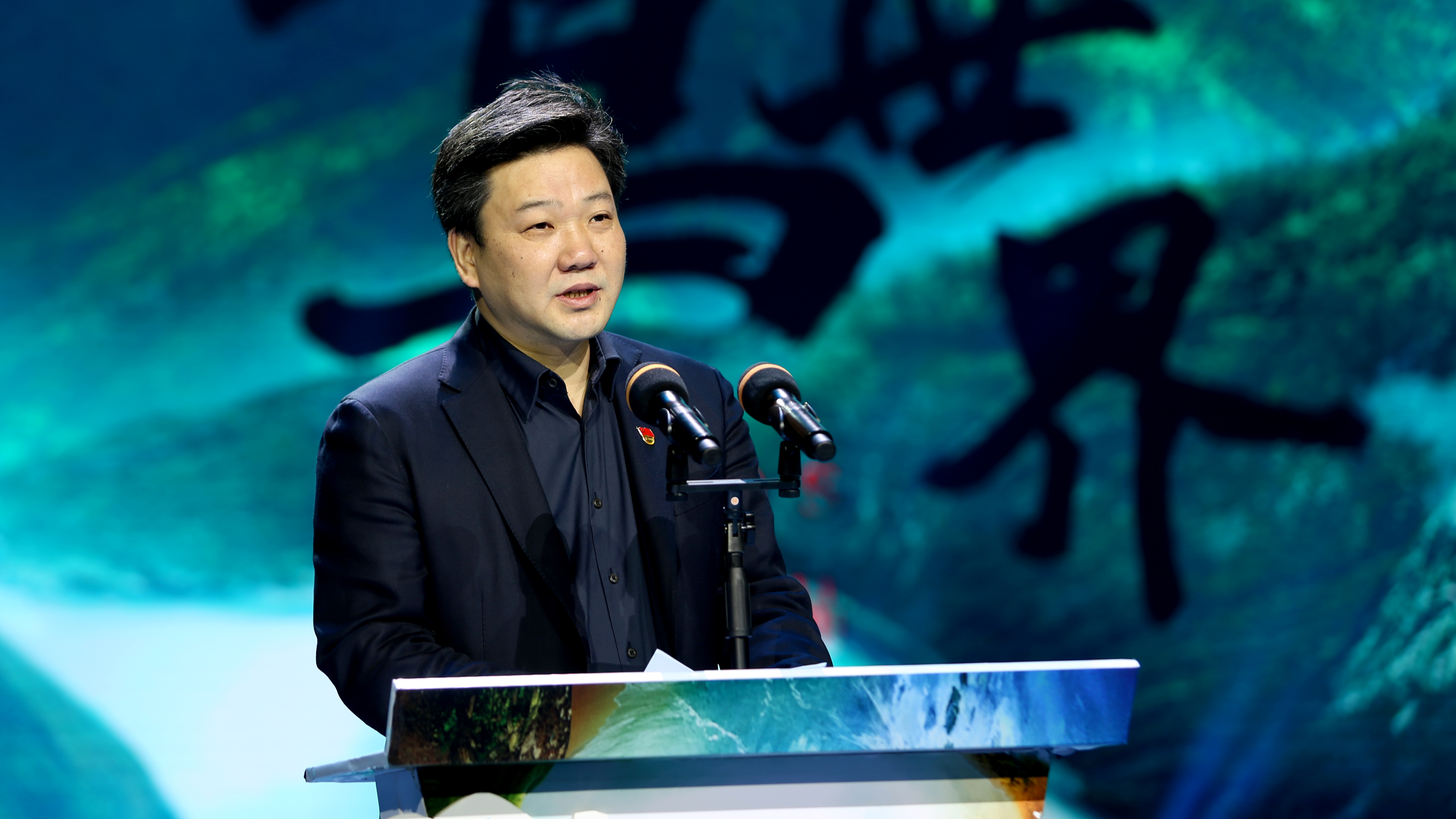 鹭世界剧照的剧照