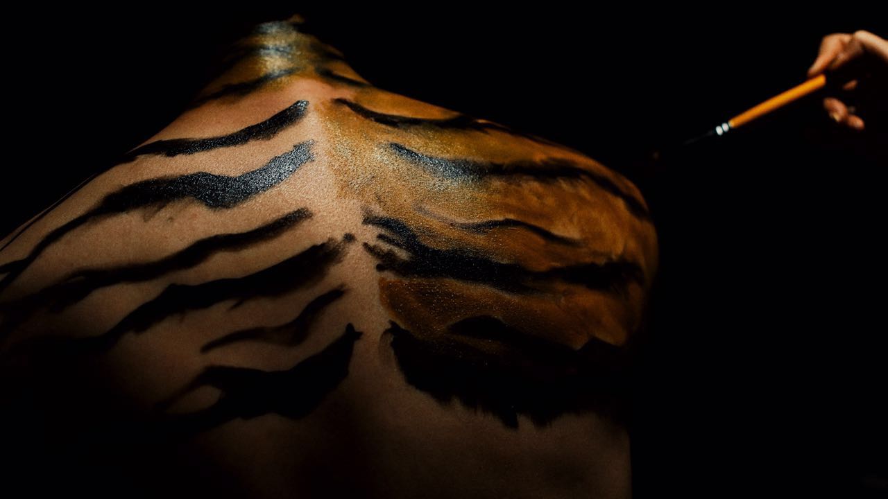 白雾谜岸剧照的剧照