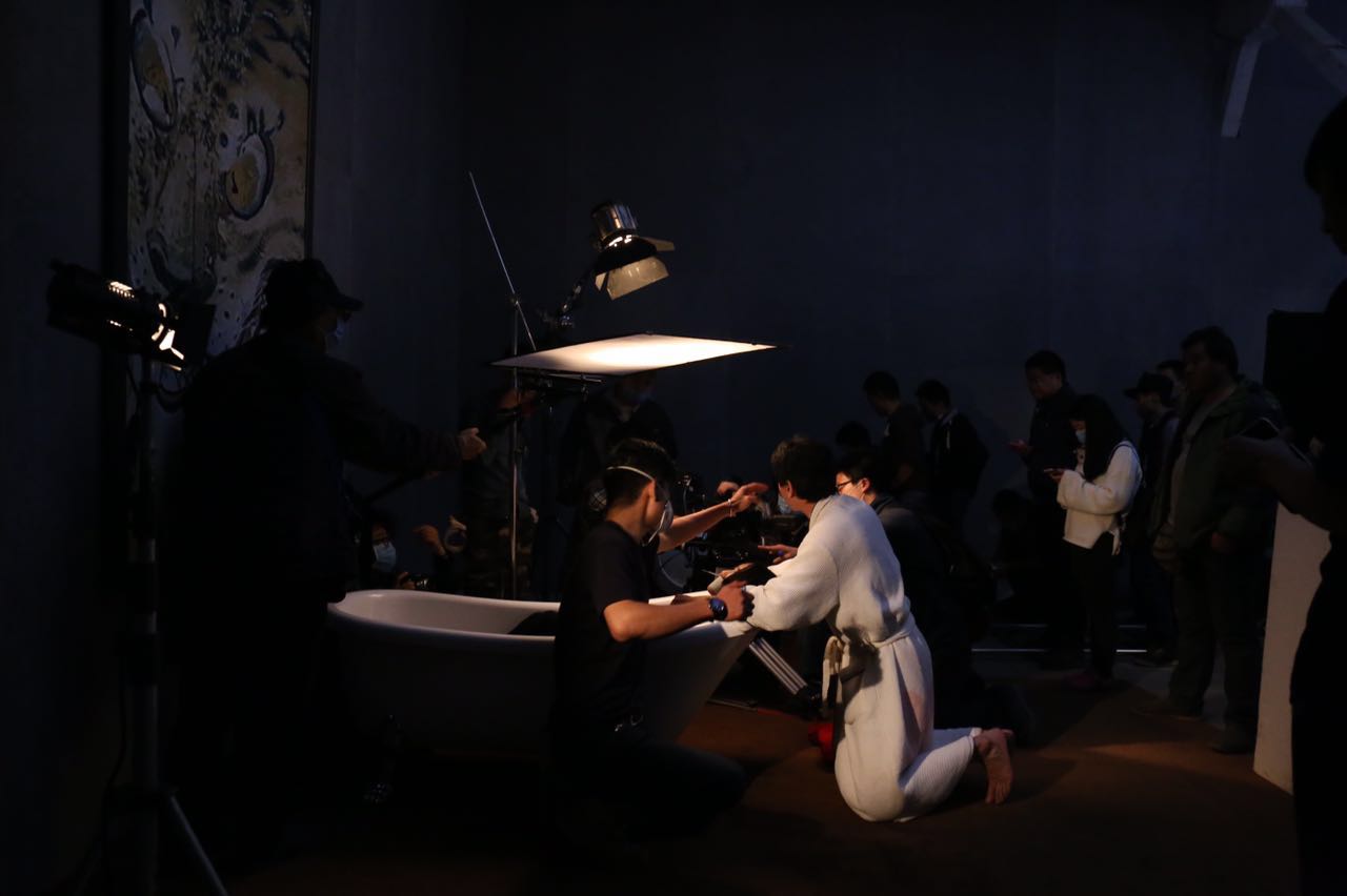 白雾谜岸剧照的剧照