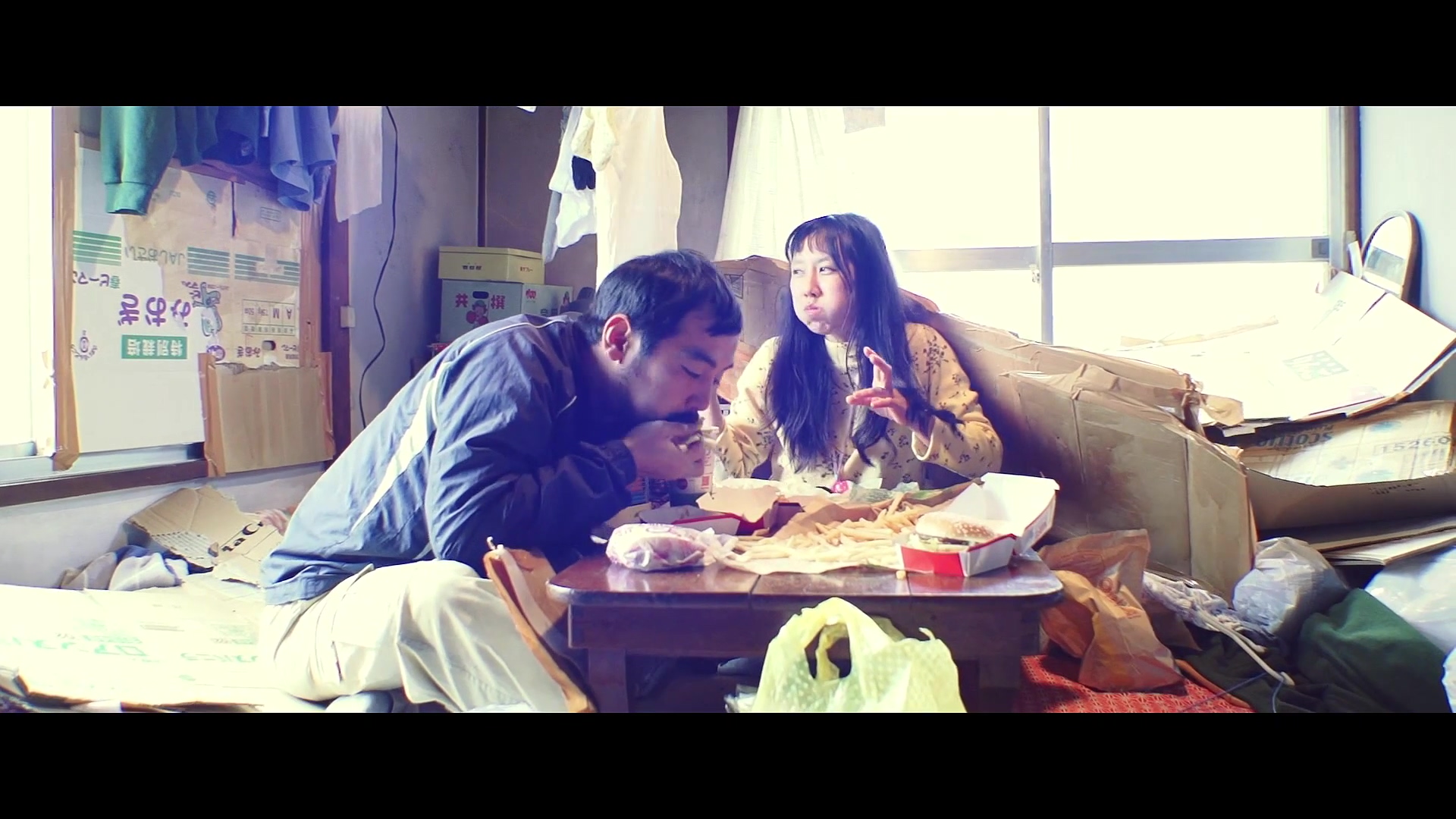 海角上的兄妹剧照的剧照