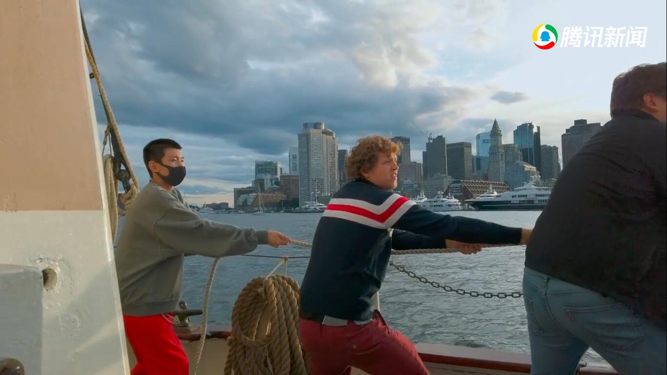 没有哪个夏天像今年一样剧照的剧照