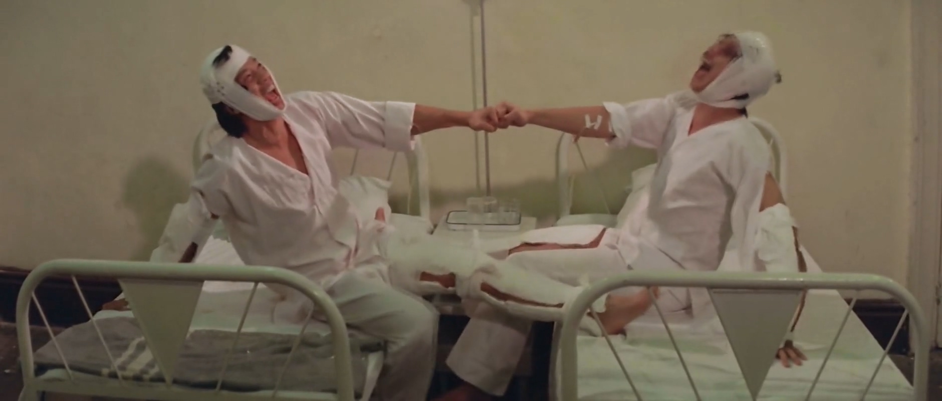 何方神圣剧照的剧照