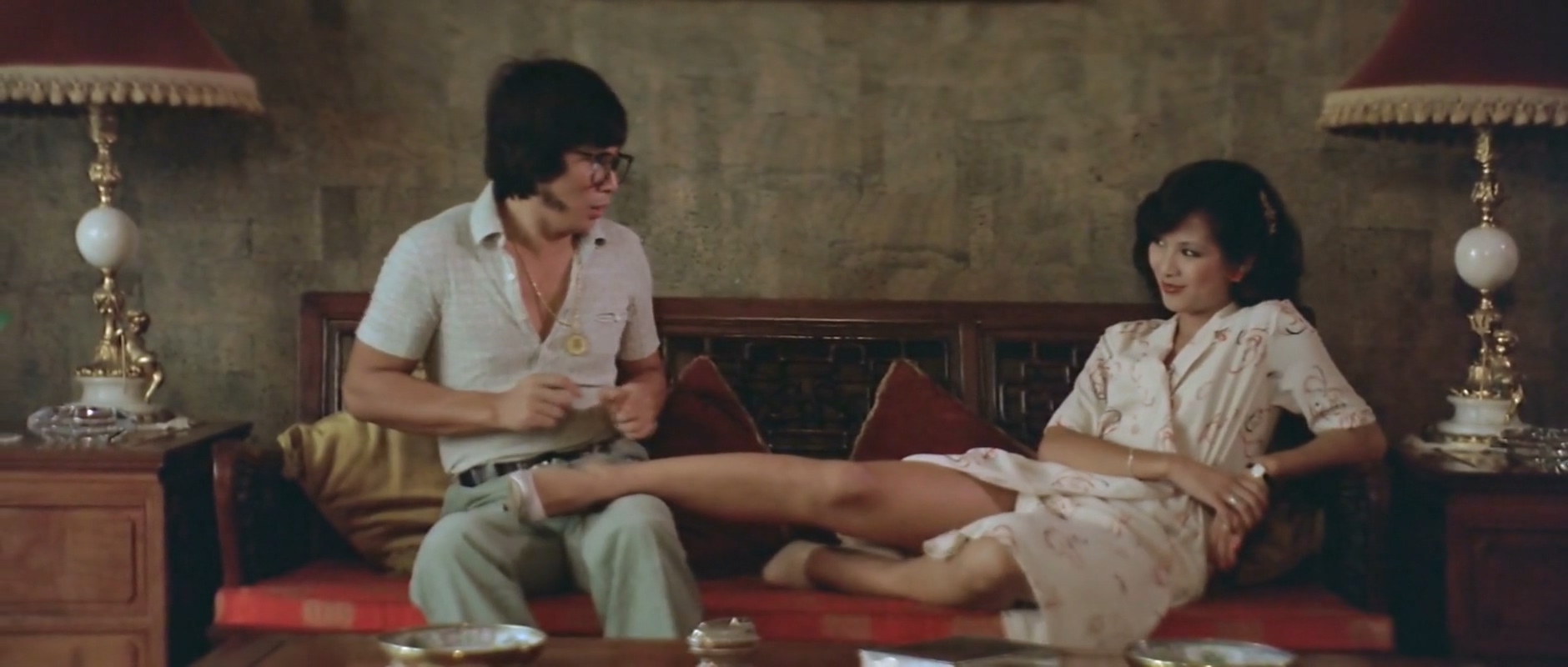 何方神圣剧照的剧照