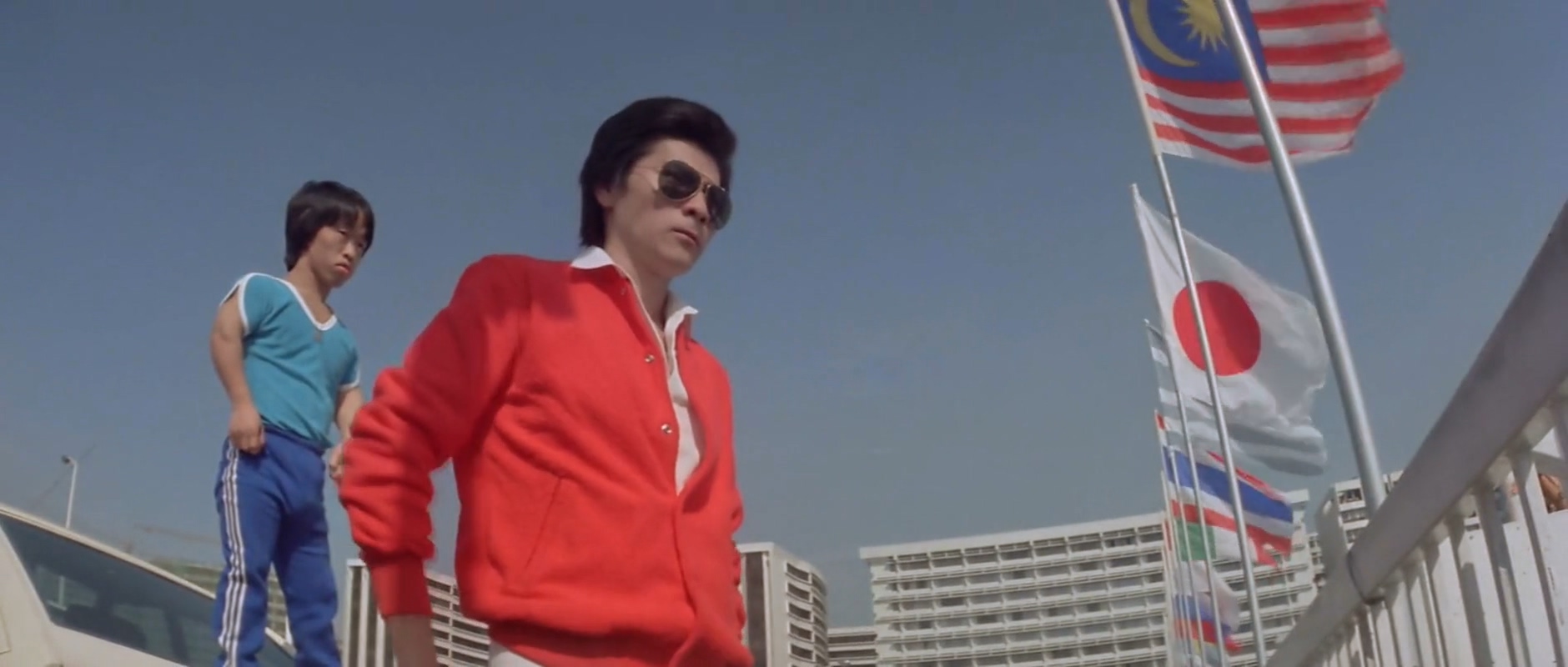 何方神圣剧照的剧照