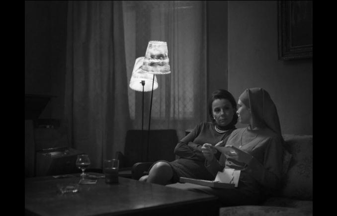 修女艾达剧照的剧照