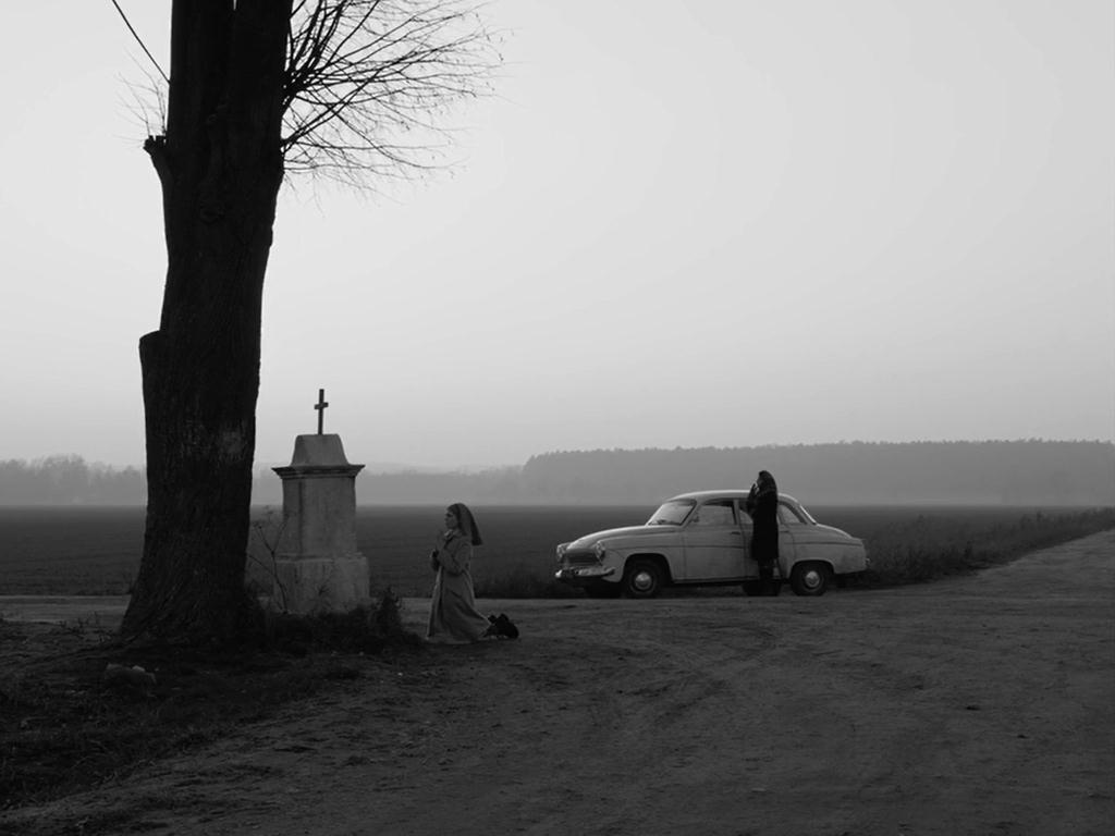 修女艾达剧照的剧照