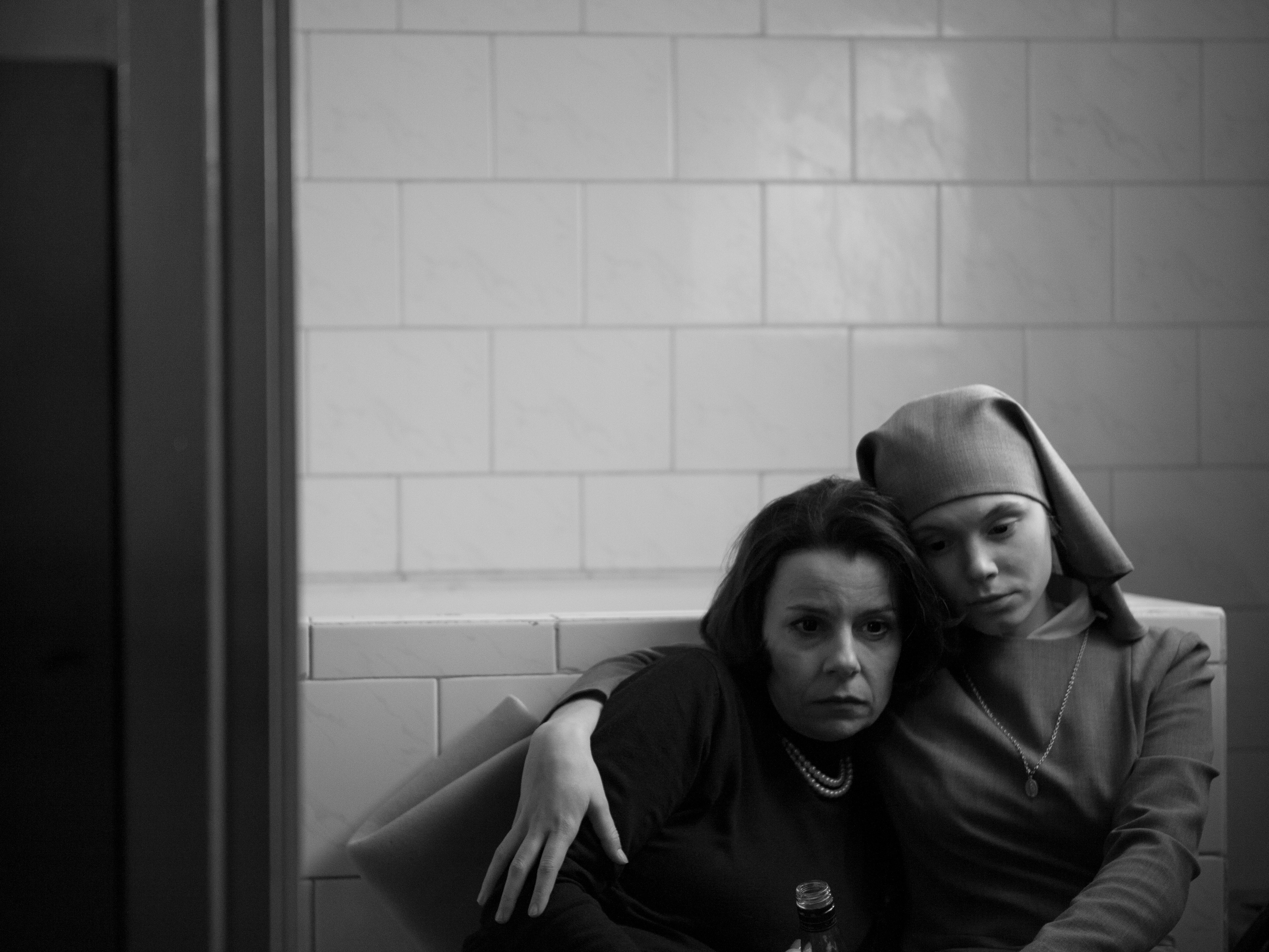 修女艾达剧照的剧照