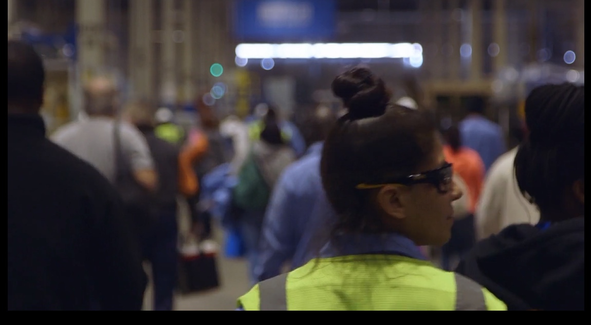 美国工厂剧照的剧照