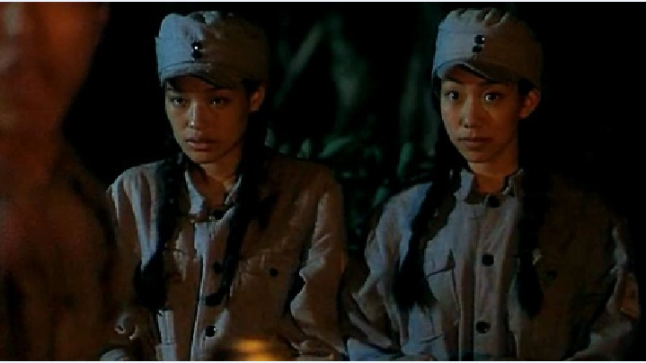 山顶上的钟声剧照的剧照