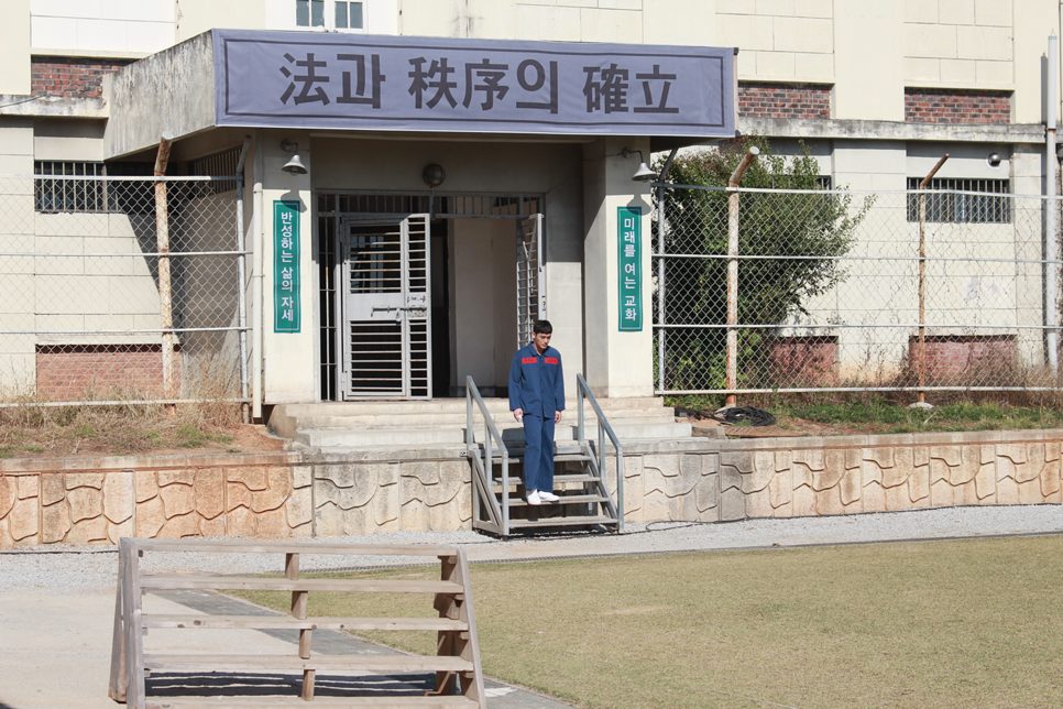 不露脸的老板剧照的剧照