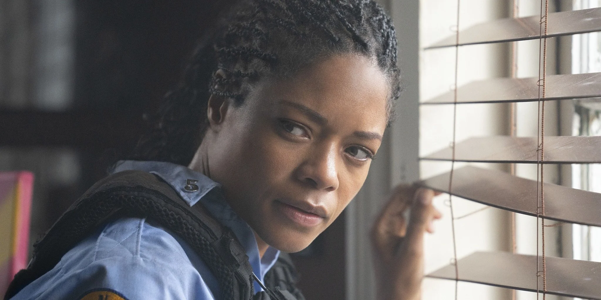 蓝与黑剧照的剧照