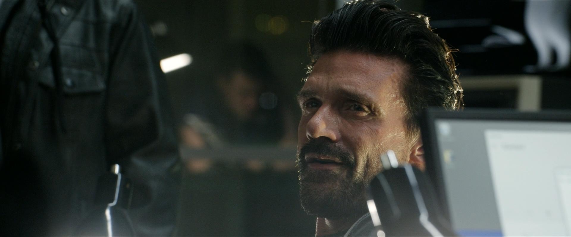 蓝与黑剧照的剧照