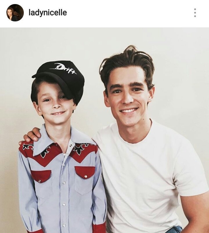 爆裂兄弟剧照的剧照