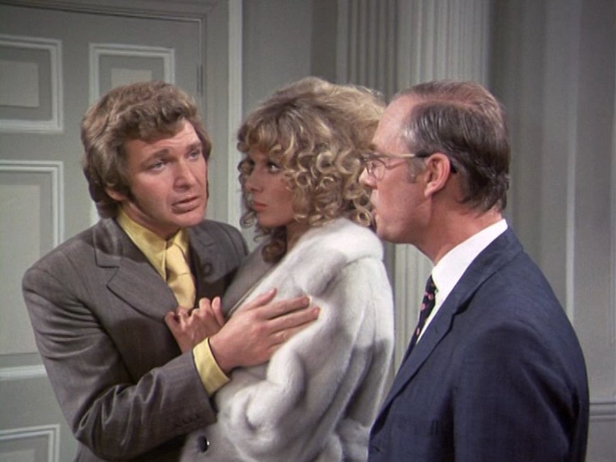 亲爱的现在还不是时候剧照的剧照