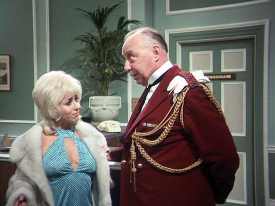 亲爱的现在还不是时候剧照的剧照