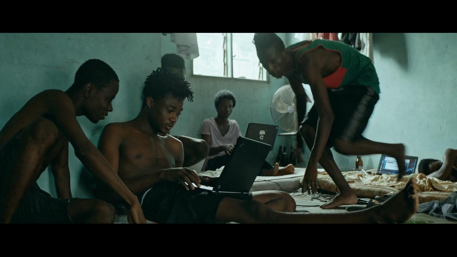 只有野兽剧照的剧照