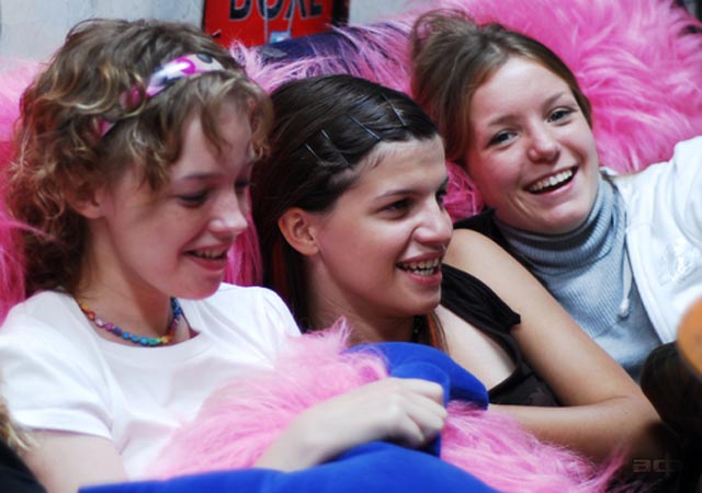 没有呼吸的青春剧照的剧照